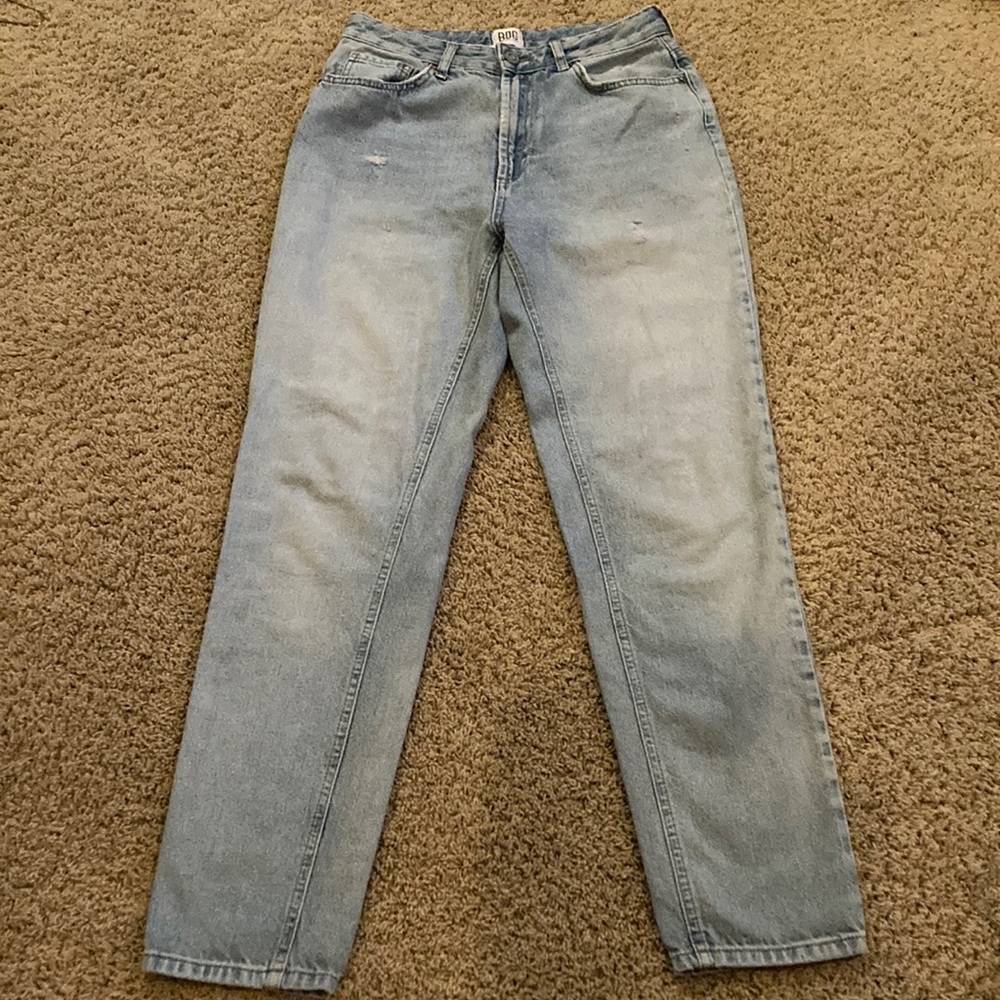 Urban outfitters mom jeans